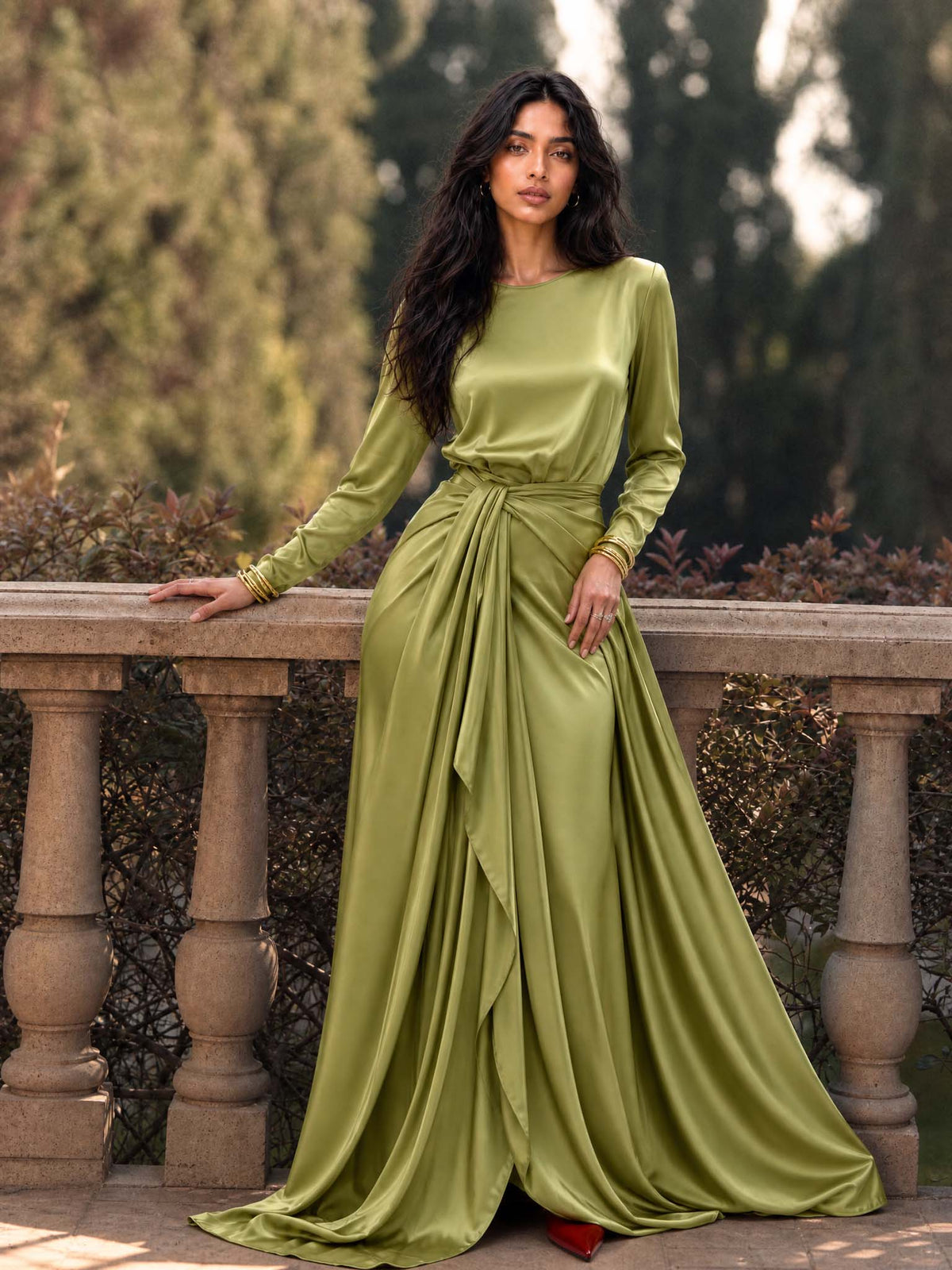 Sofia | Elegante Vestido Maxi de Satén Drapeado