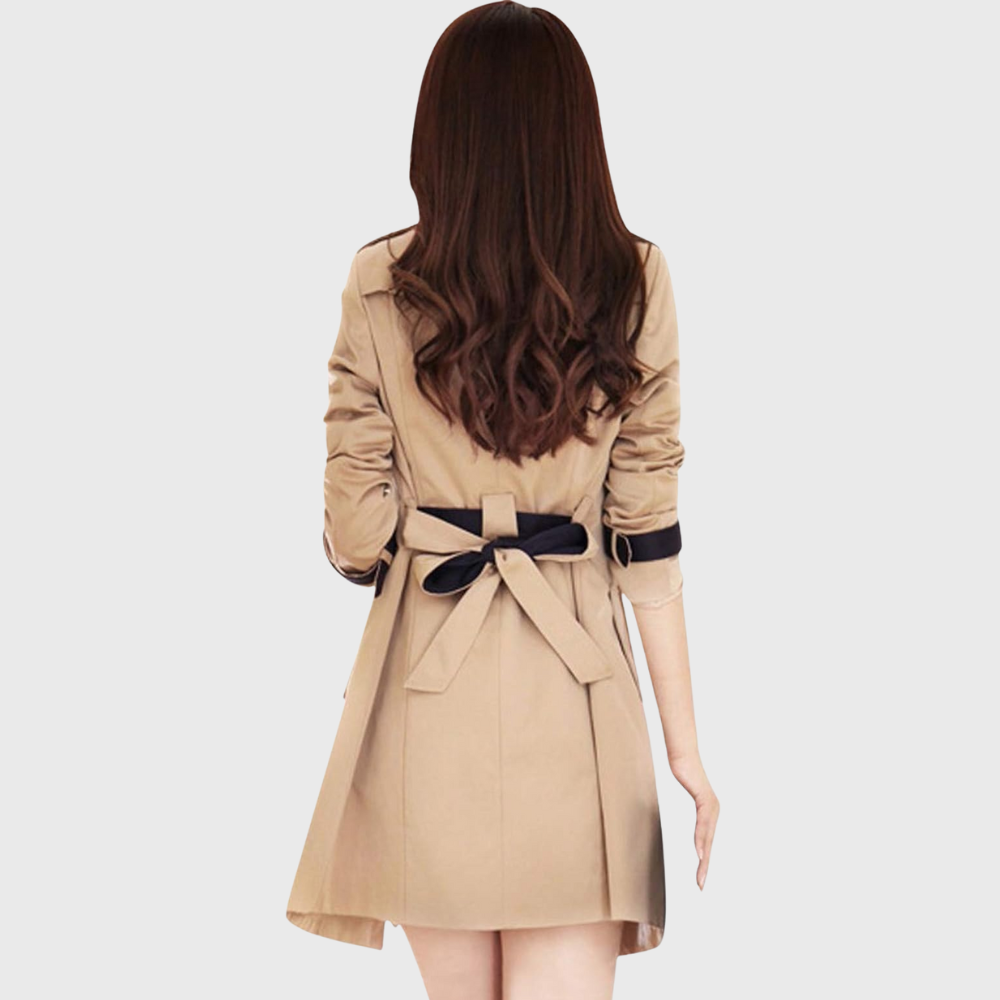 Ainhoa | Chaqueta cruzada con bordes en contraste